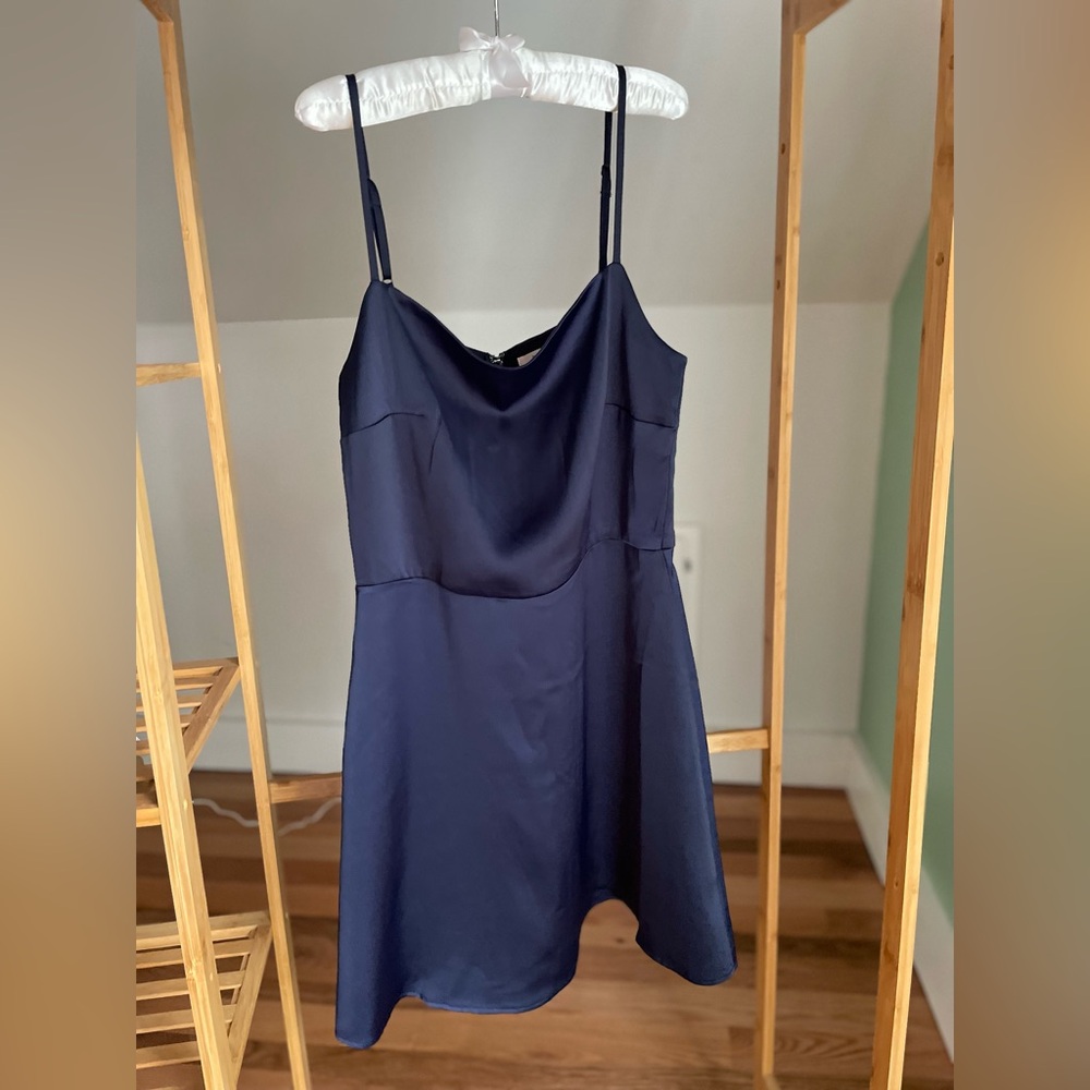 NWOT Francesca’s Silky-Feel Dress